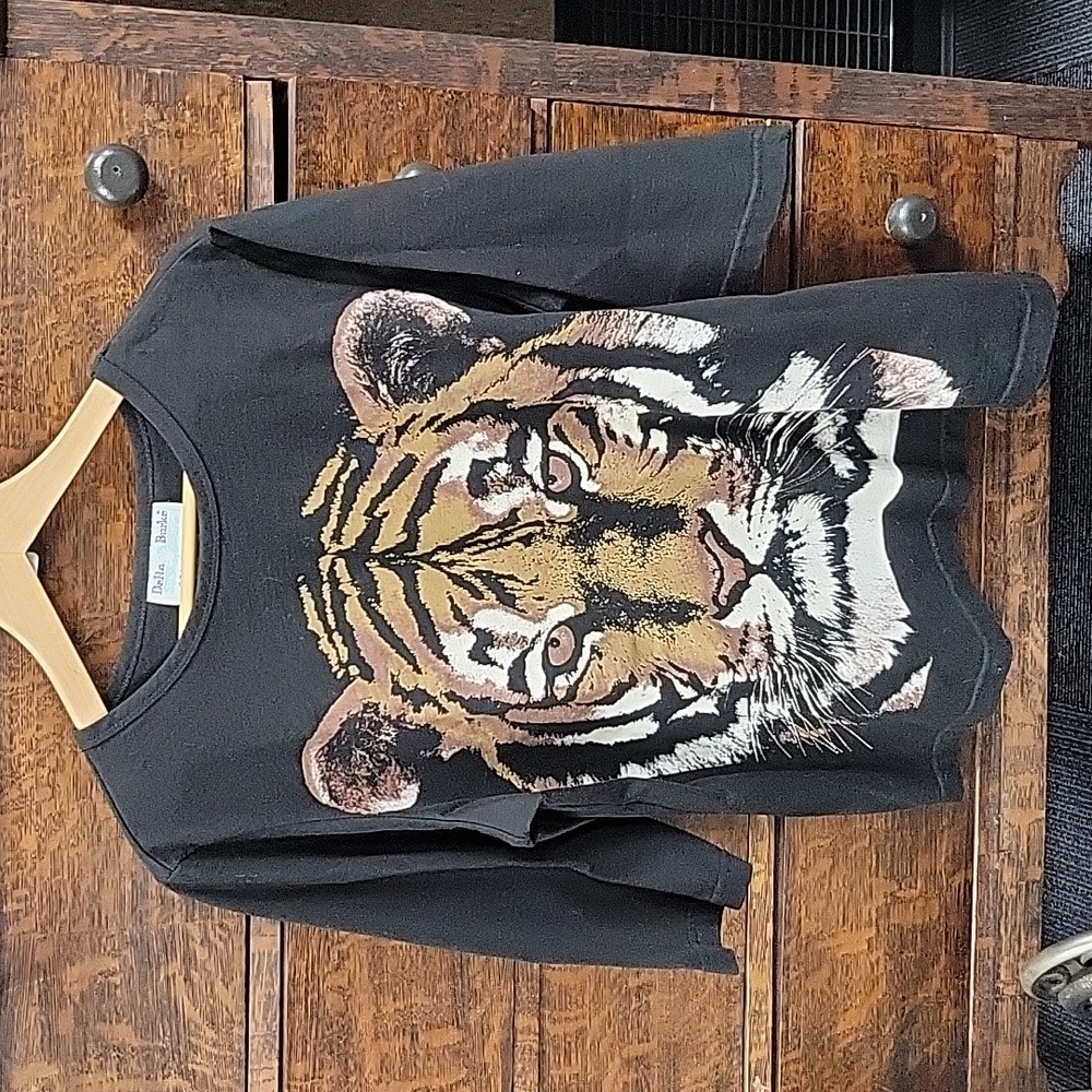 Delta Burke Collection Black Tee Tiger 1X